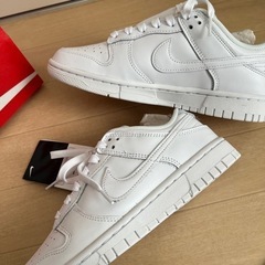 ナイキ ウィメンズ ダング LOW 〖新品タグ付き〗