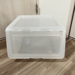 7/24に処分します💦　【無料でお譲りします】　収納BOX