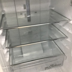 #G-82【ご来店頂ける方限定】Hisenseのミラートップ2ドア冷凍冷蔵庫です