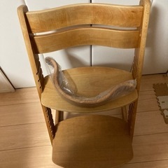 ベビーチェア ハイチェア 木製 子供 椅子 高さ調節可能