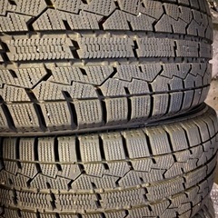 冬タイヤ バリ溝 トーヨー ガリットギズ 22年製 4本