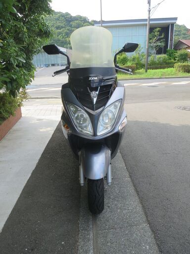 SYM RV125i(インジェクションモデル) 実働中古美車 タイヤ前後バリ山