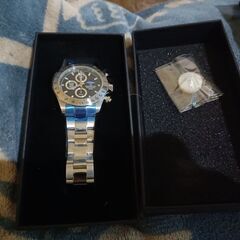 新品 　映画「五等分の花嫁」公開記念サン＆ムーン付きクロノグラフ腕時計 | 中野二乃