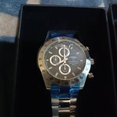 新品 　映画「五等分の花嫁」公開記念サン＆ムーン付きクロノグラフ腕時計 | 中野二乃