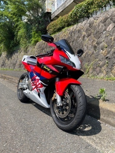ホンダ CBR600RR pc37 前期 セミフルパワー HRCカラー 全国配送可能 離島除く 直接引き取り可能