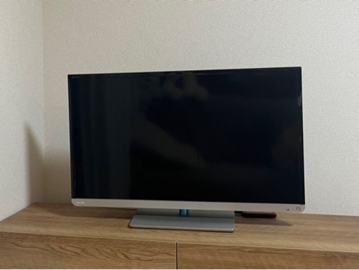 TOSHIBA テレビ　32インチ