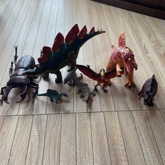 恐竜　おもちゃセット　アニア等　子供