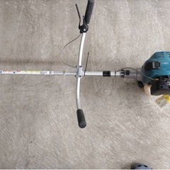 苫小牧 makitaマキタMEM428 4ストローク動作確認済品草刈機 刈払機