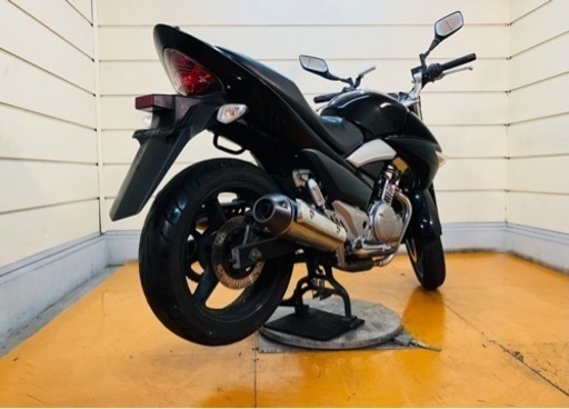 38076km GSR250 スズキ GJ55D 中型☆ 始動動画あり 38076km GSR250