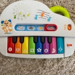 子供用おもちゃ　ピアノ　4種類音切り替え可能　動作確認済