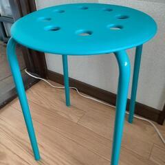 【お渡し先決定】IKEA 丸椅子 青 単品