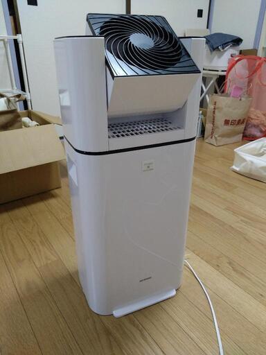 サーキュレーター付き除湿機