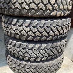 マッドタイヤ　ブロックタイヤ　オフロード　6.50r16 