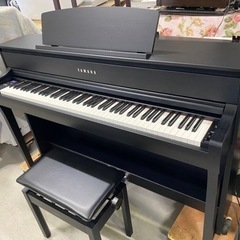 お薦め品‼️美品‼️最高グレード‼️木製鍵盤 BlueToothオーディオ搭載 ヤマハ クラビノーバ電子ピアノCLP-675B 2018年