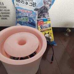 【お話し中】紙の猫砂   自動給水器