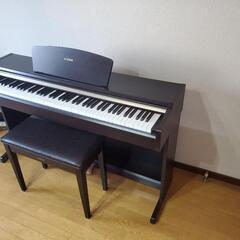 ヤマハ電子ピアノ(ヘッドセット、椅子付き)