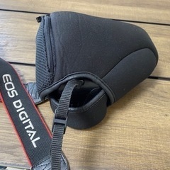 交渉可能※レトロ【一眼レフ】望遠レンズ付き(Canon “EOS Kiss X4”)場所