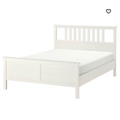 IKEA Hemnes ベッドフレーム　クイーンサイズ　引き出し付き