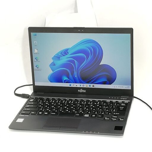 送料無料 日本製 ノートパソコン 軽量 薄型 13.3型 富士通 U938/S 中古良品 第7世代 i5 8GB 高速SSD 無線 Bluetooth Webカメラ Windows11 Office