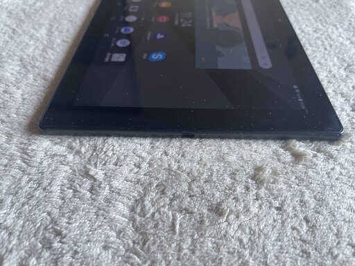 SONY Xperia Z4 Tablet SGP712 JP　32GB　WIFI　防水仕様