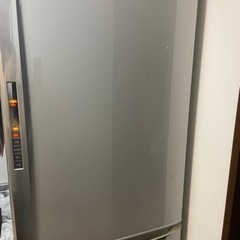 冷蔵庫　パナソニック　09年製