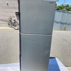 2016年製　HITACHI 2ドア冷蔵庫　日立　シルバー
