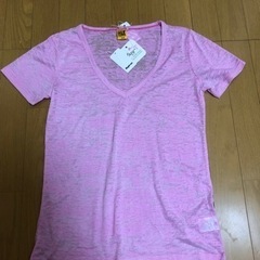 ★新品　ピンク　Tシャツ