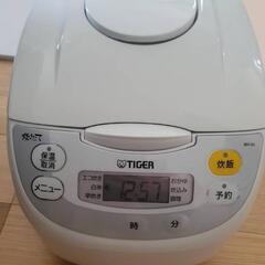 2022年製  TIGER炊飯器(5.5合炊き)