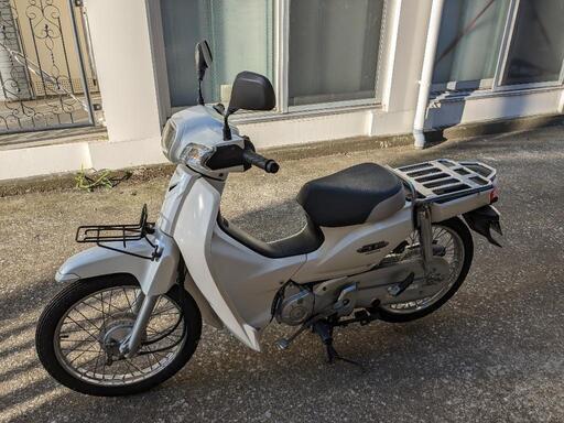 ホンダ スーパーカブ110 2015年 16,140km フロントキャリア タンデムシート付 ホンダ スーパーカブ110 2015年 16,140km フロントキャリア タンデム