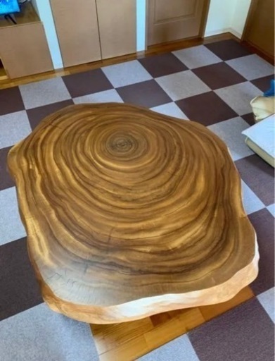 一枚板のローテーブル