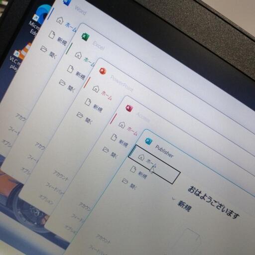 【成約 7/25着で発送済み】東芝 A4スリムノートパソコン Dynabook Windows11 Office2021