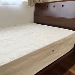 収納付きシングルベッド