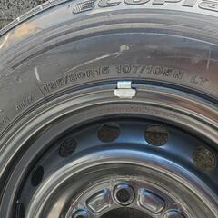新車外し　ハイエース純正タイヤホイール