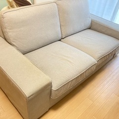 IKEA 2人掛けソファ（KIVIK シーヴィク）