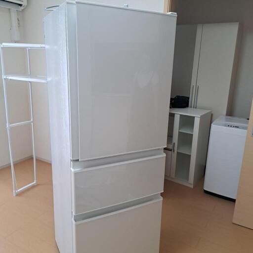 (取引中)330L冷蔵庫(2022年モデル)美品