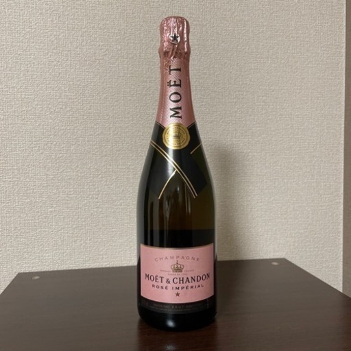 【取引決定】モエ･エ･シャンドン(MOET\u0026CHANDON ROSE IMPERIAL)  おまけ付き