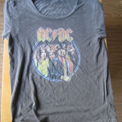 AC/DC　Tシャツ