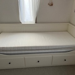 イケア　HEMNES ヘムネス デイベッドフレーム 80x200...