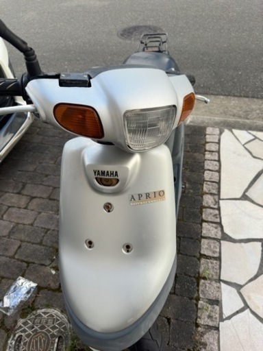 アプリオ