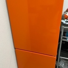 冷蔵庫　オレンジ色　一人暮らし向けサイズ