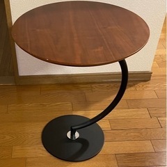 丸型サイドテーブル