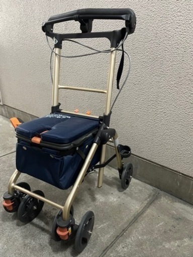 シルバーカー　カゴノア
