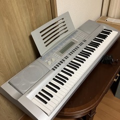 電子キーボード