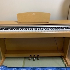 電子ピアノ（YDP-140C）