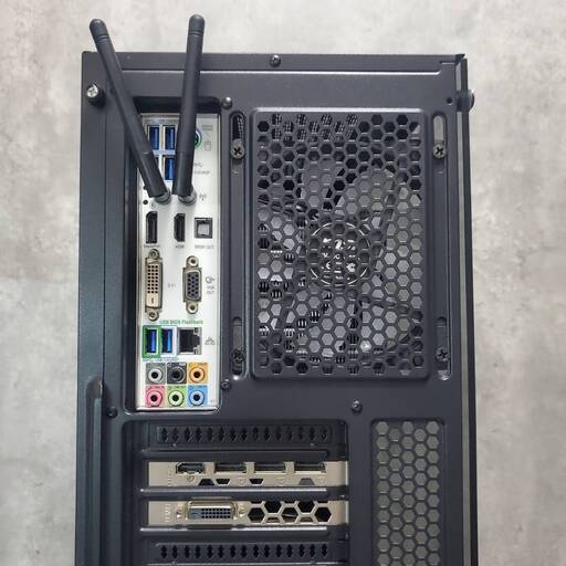 MSIガラスケース Corei7 RX570 メモリ24GB SSD512GB ゲーミングPC