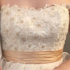 ウエディングドレス カラードレス 赤