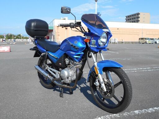 YBR125 ワンオーナー車 雨天走行・転倒なし 走行少3000キロ バイク店で点検済 車庫保管でとにかく綺麗 快速通勤車 チューンアップで走り良し(速いです) ツーリングも快適