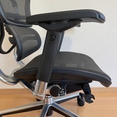 エルゴヒューマン　ベーシック　黒　オフィスチェア