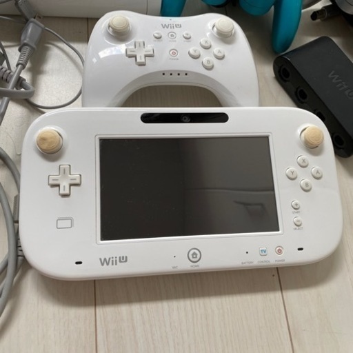 WIIU ゲーム機 ゲームソフト3点とセット ゲームキューブコントローラー