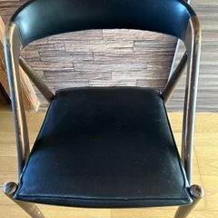 レトロの椅子